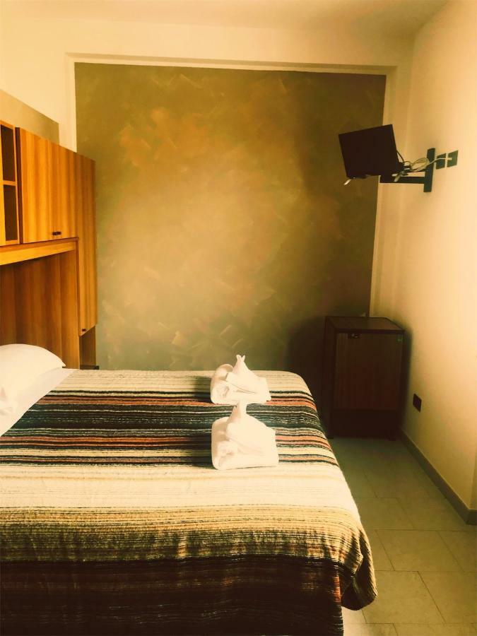 Hotel Antares Garni Giulianova Eksteriør bilde